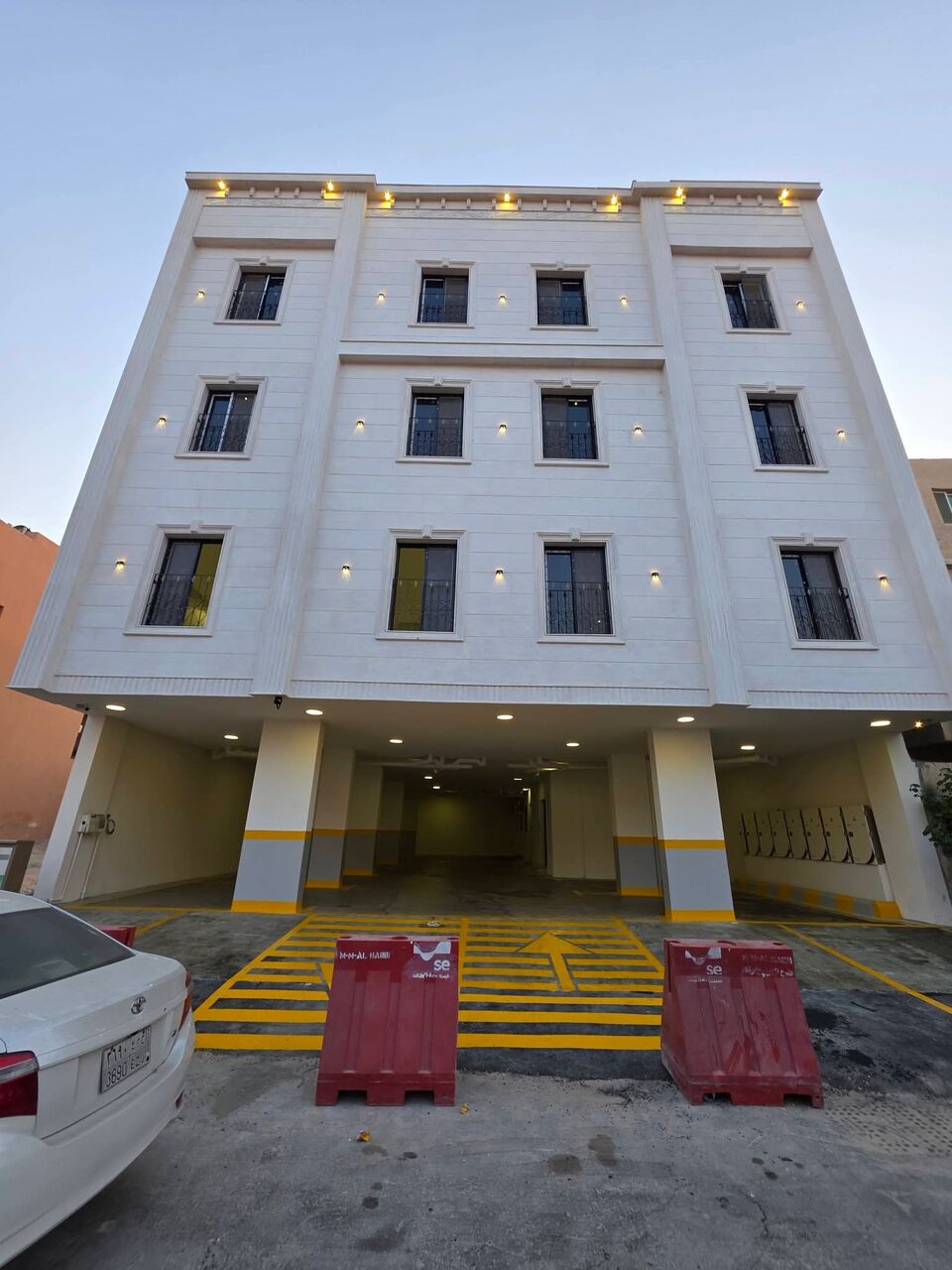 1 BR, BRAND-NEW ONE-BEDROOM FAMILY in Khobar