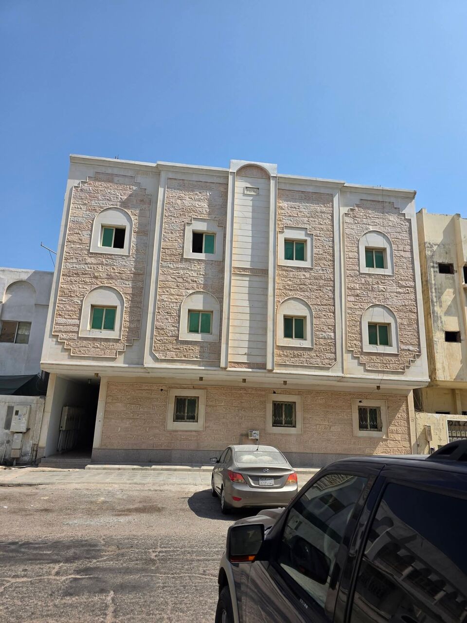 2 BR, 2-BEDROOM FAMILY APARTMENT FOR in Khobar