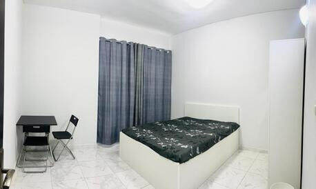 2 BR, 2 BHK FURNSHD FLAT AVILABLE