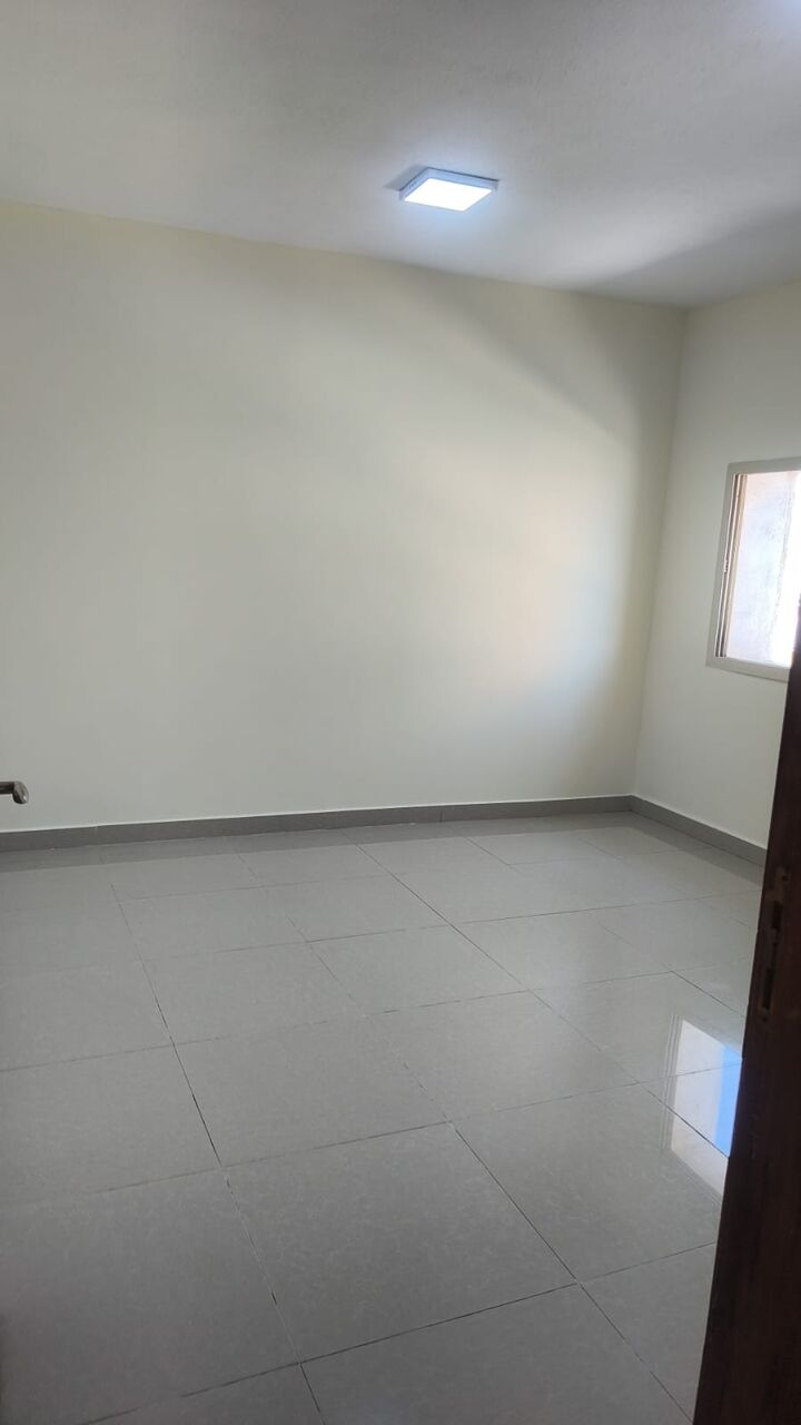 2 BR, 2bhk Unfurnished Flat