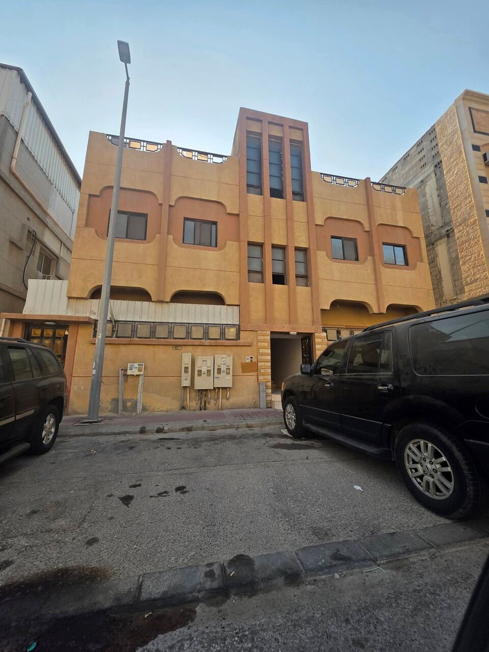4 BR, FAMILY APARTMENT FOR in Khobar