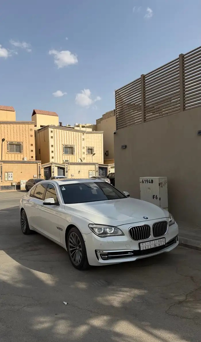 BMW 740 Li بي ام دبليو الفئة السابعة