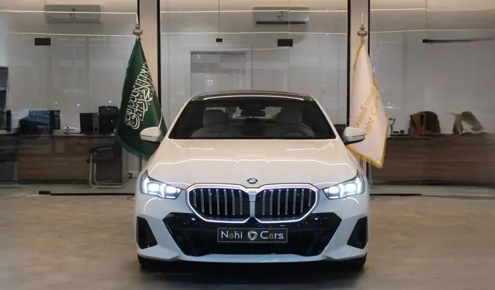 بي ام دبليو BMW 520i 2025