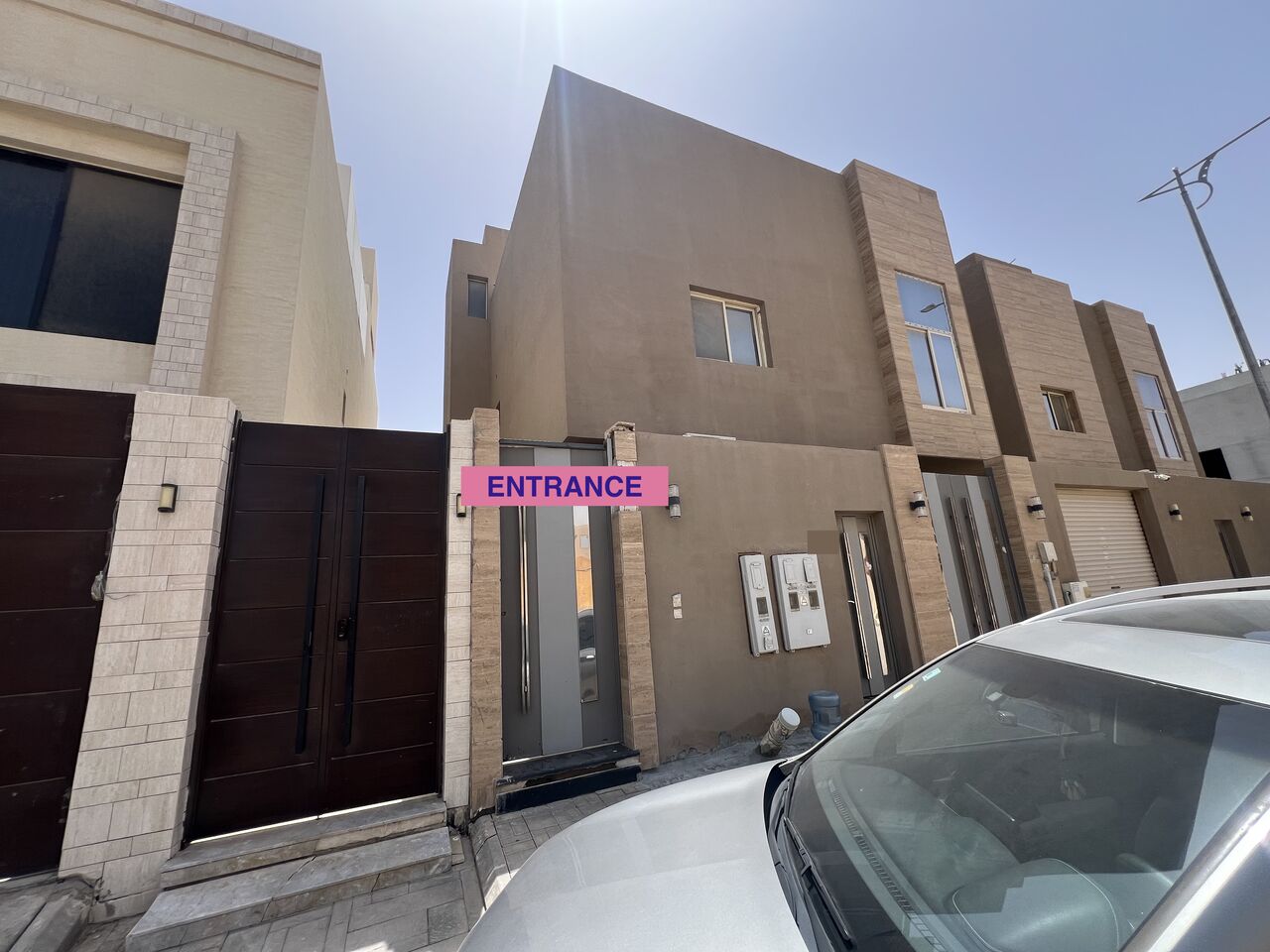 Fully Furnished 3-Bedroom Family Flat with 2.5 Bathrooms for Rent in Riyadh