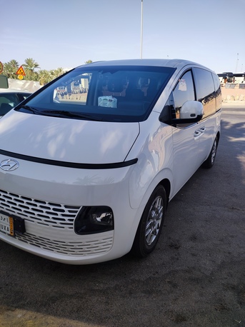 Hyundai Staria 7 Seater For Office Pick in Medina