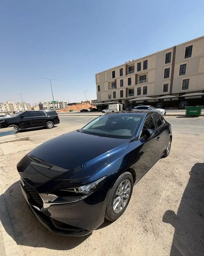مازدا 3 2025 للتنازل