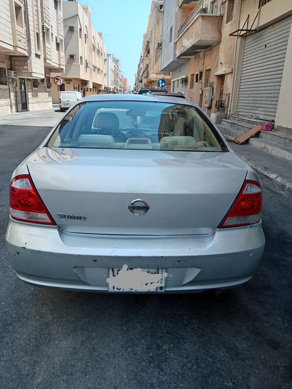Nissan Sunny, 2011, Automatic, 382000 KM, Air Bags And Chasis Okay