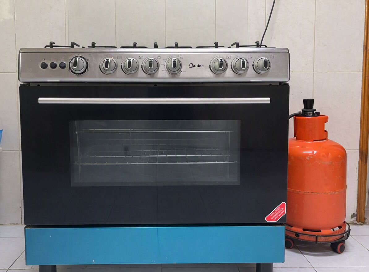SAR 1000, Cooking Range + 1 Cylinders + Regulator