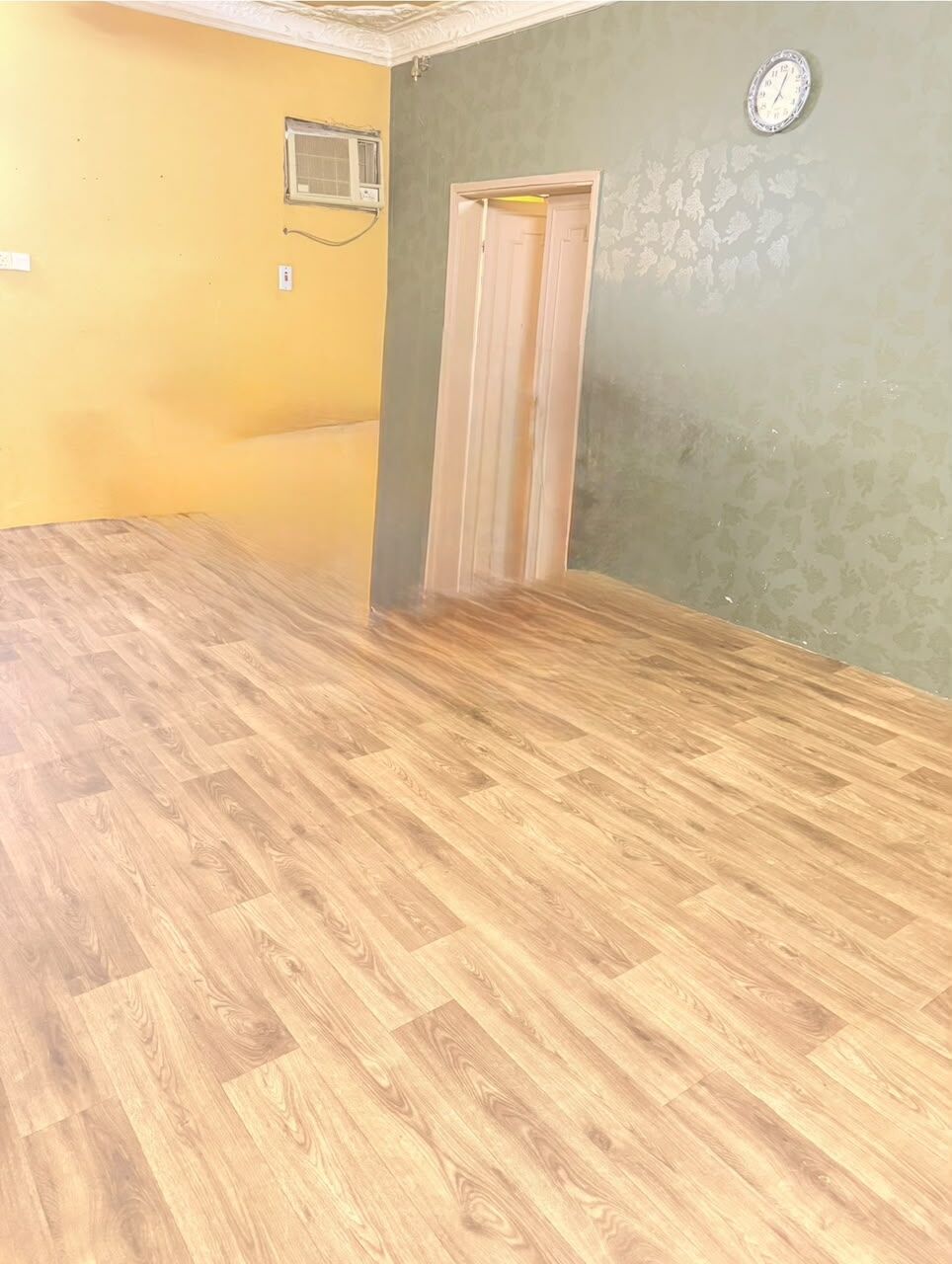 SAR 1000/month, 4 BR, Family Flat On First Floor