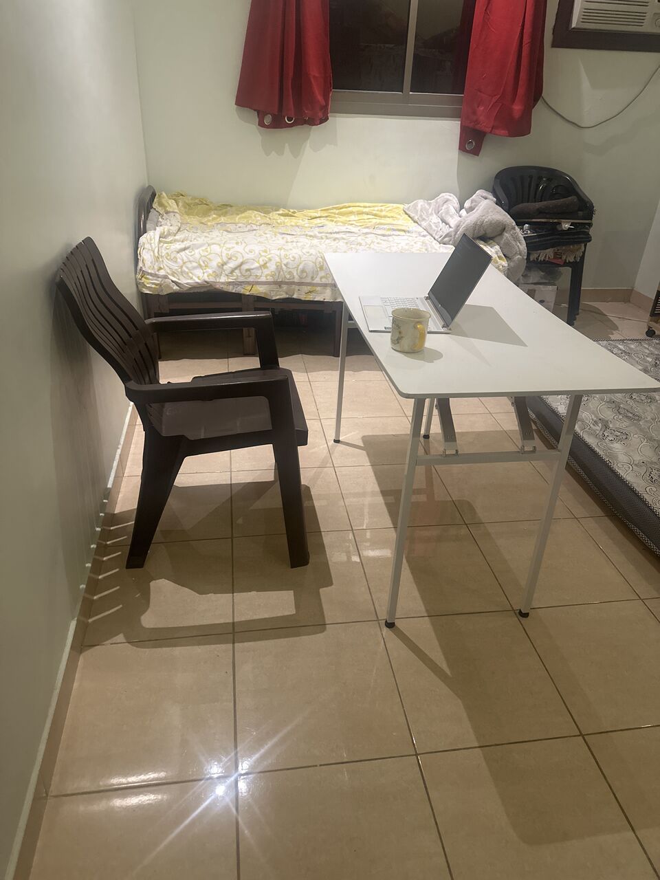 SAR 1000/month, Furnished, Clean Room