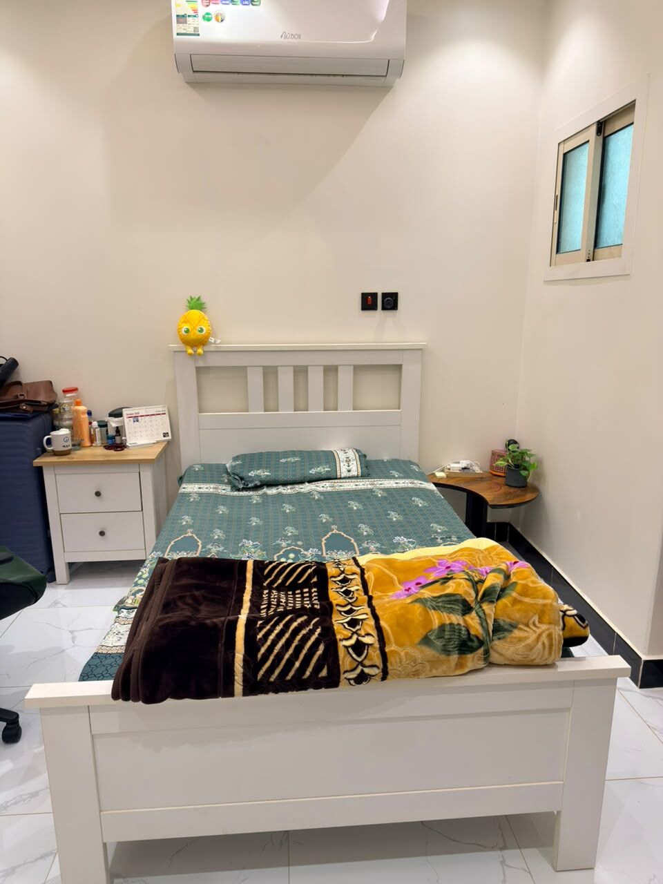 SAR 1000, White Bed, Wardrobe, Side in Dammam