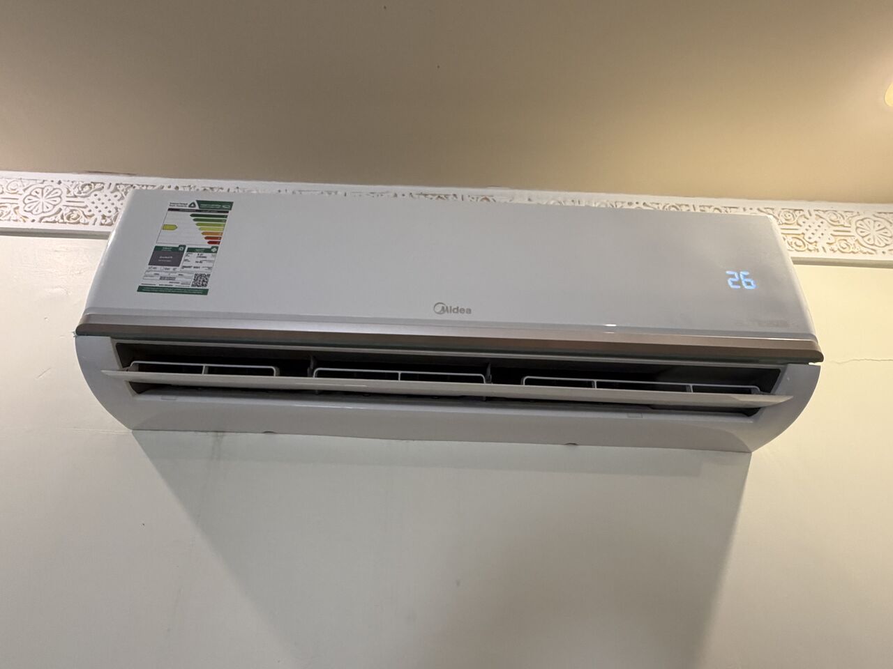 SAR 1050, 3 Split ACs- SAR 1050 To 1550