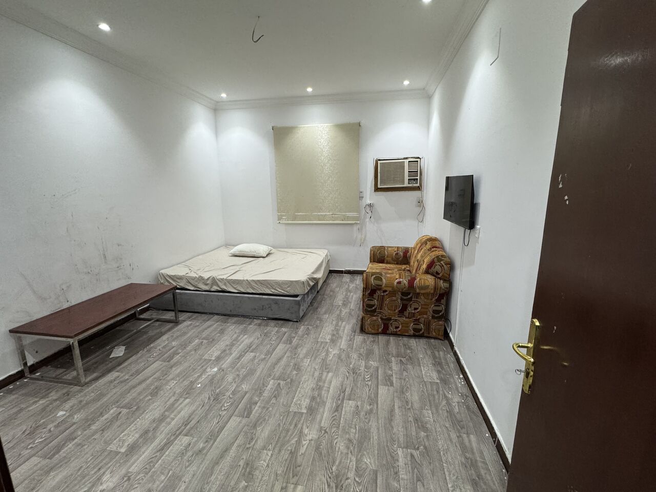 SAR 1050/month, One Room For Rent In Two in Jeddah