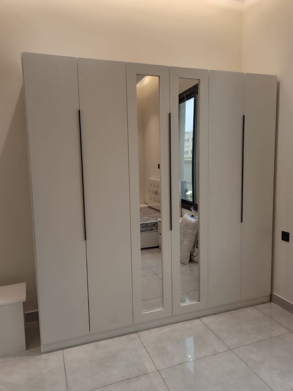 SAR 1200, 6 Door Cabinet Are In Multiple in Mecca