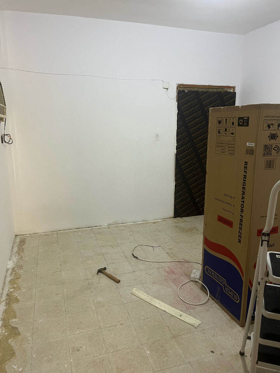 SAR 1200/month, 1 BR, 1beedroom Hall For Family