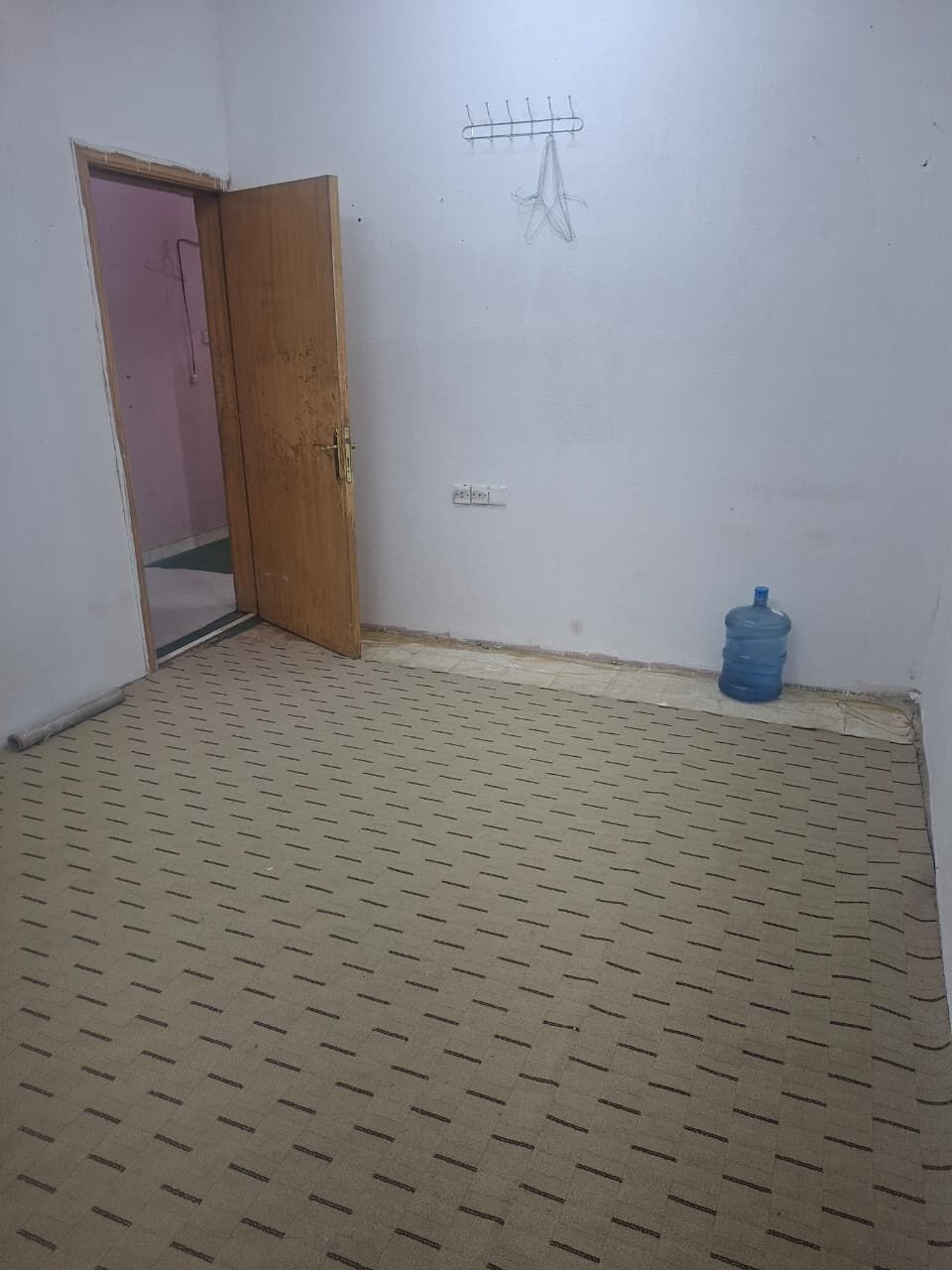 SAR 1200/month, Furnished, Room For Rent in Riyadh