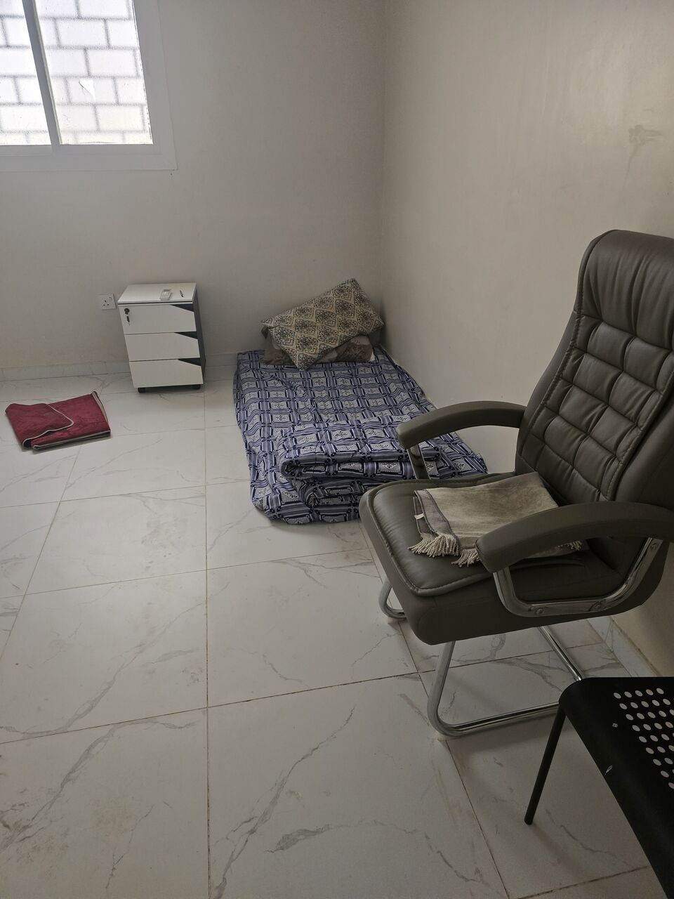 SAR 1200/month, Looking To Rent Out A in Medina