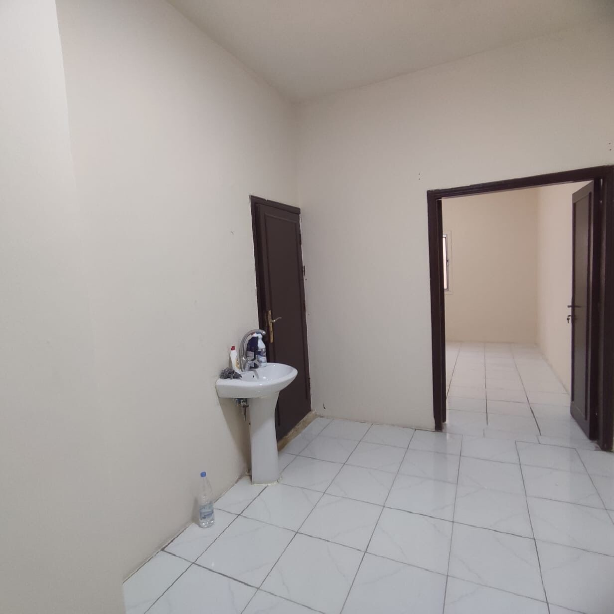 SAR 1300/month, Room For Bachelor Or Small Family