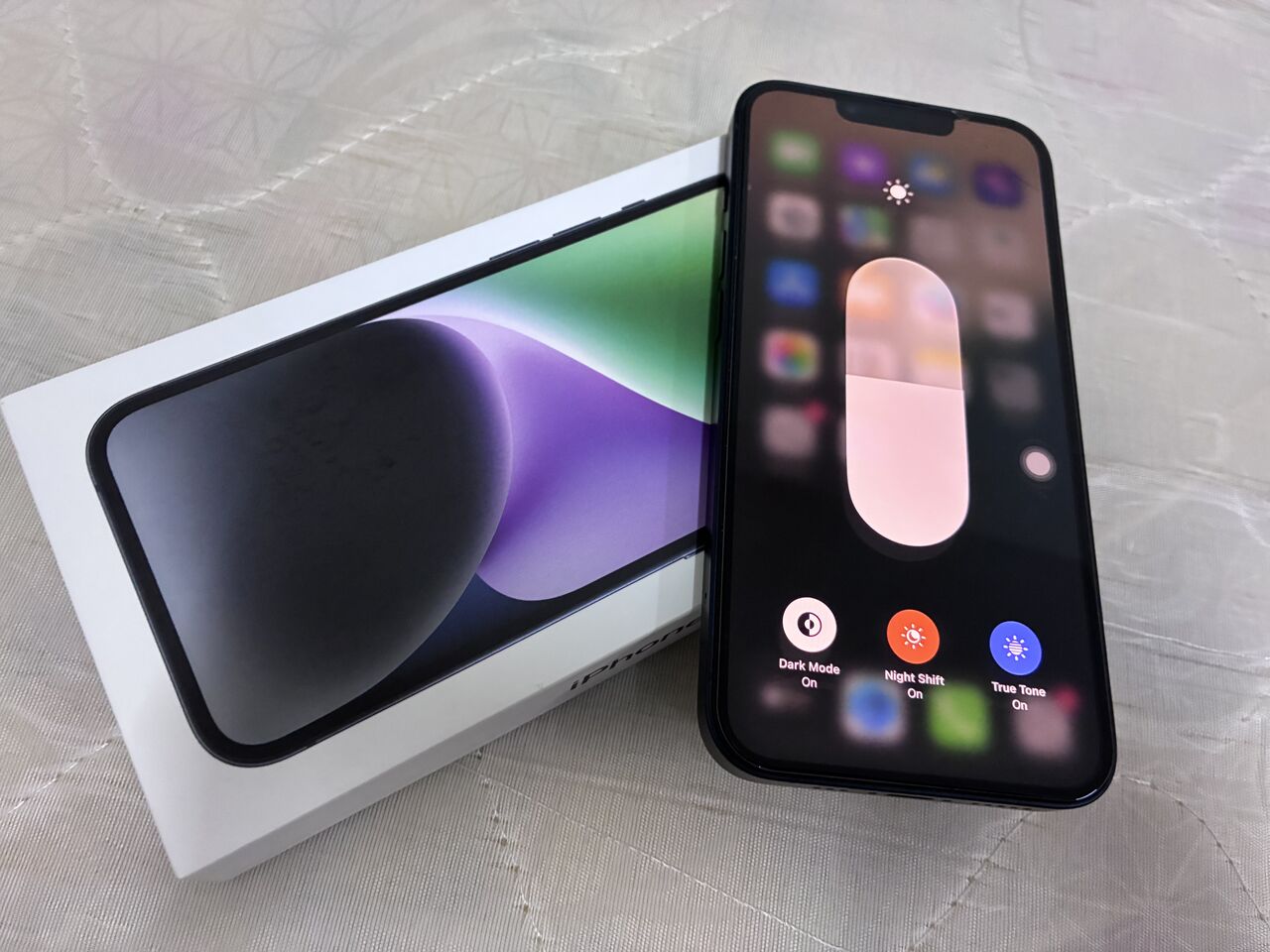 SAR 1499, IPhone 14/128gb 5G No Scratch in Jubail
