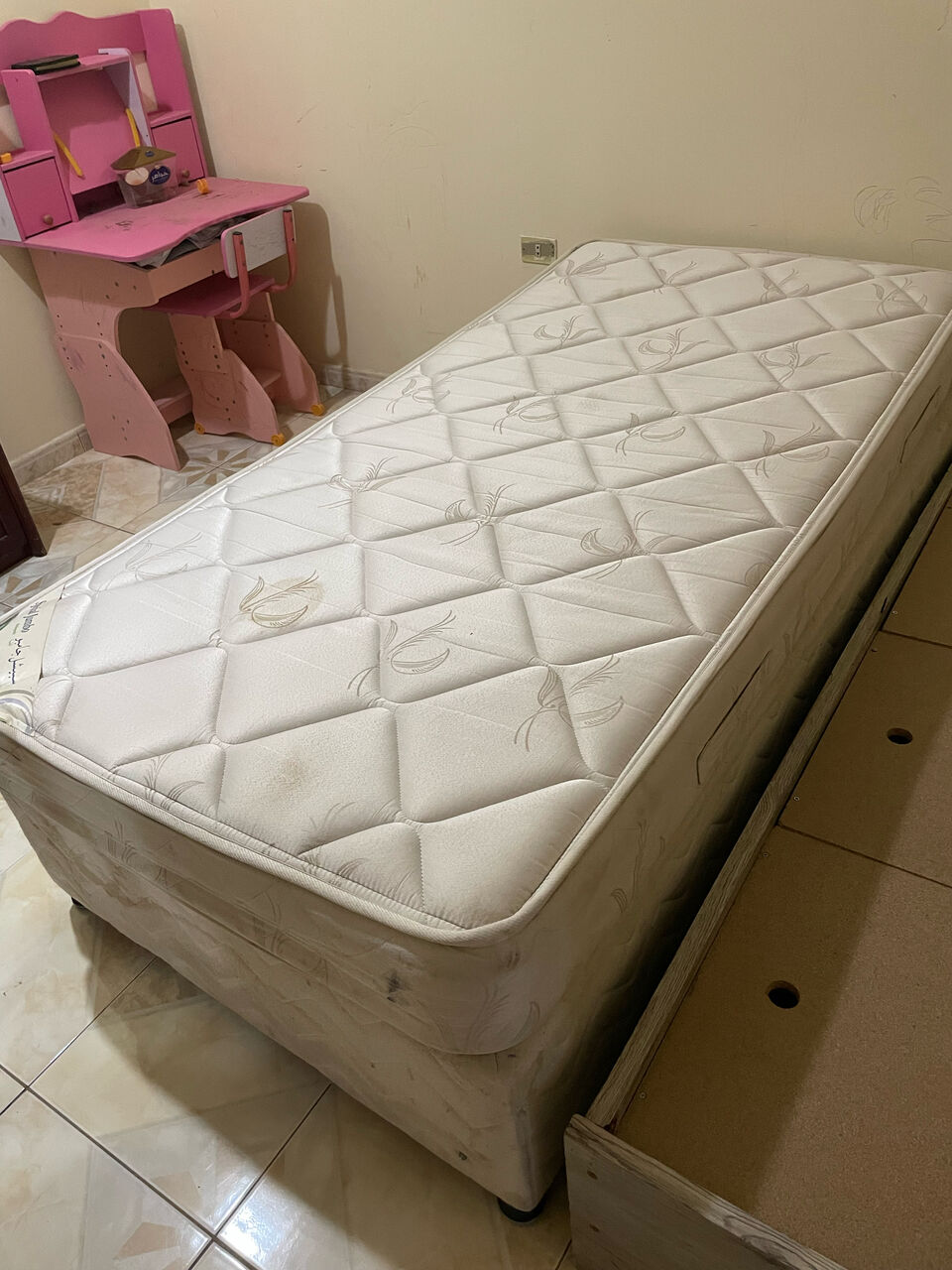 SAR 150, Single Bed With Matrss
