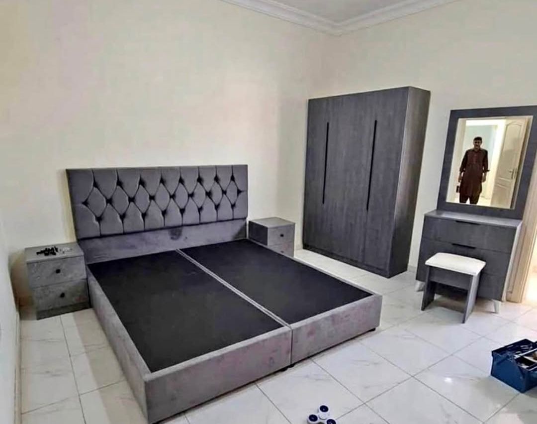 SAR 1500, Beautiful New Complete Bed Set