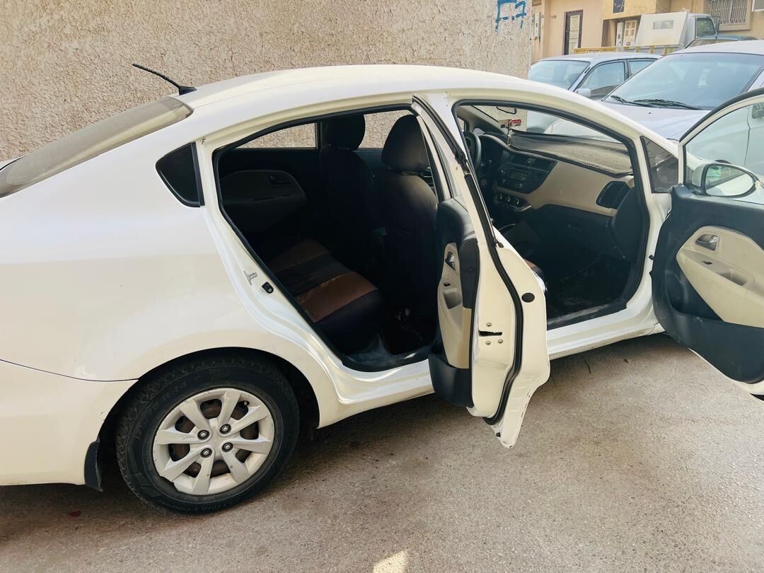 SAR 16, Kia Rio, 2015, Automatic, 244 KM