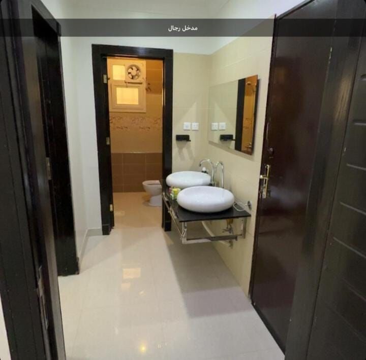 SAR 1600/month, 1 Seperate Room In A 3BHK House
