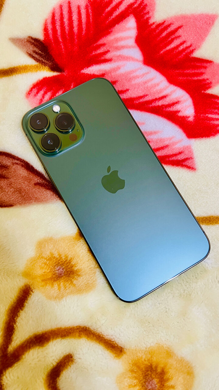 SAR 1700, IPhone 13 Pro Max 256GB Green Color