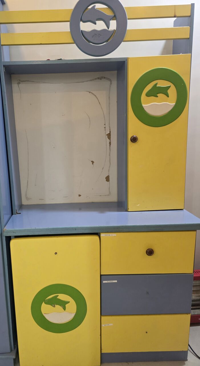 SAR 180, Dressing Table