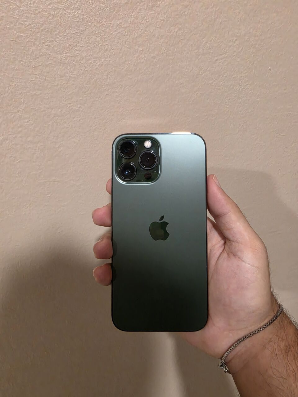 SAR 1900, Iphone 13 Pro Max( Alpine Green) 256GB