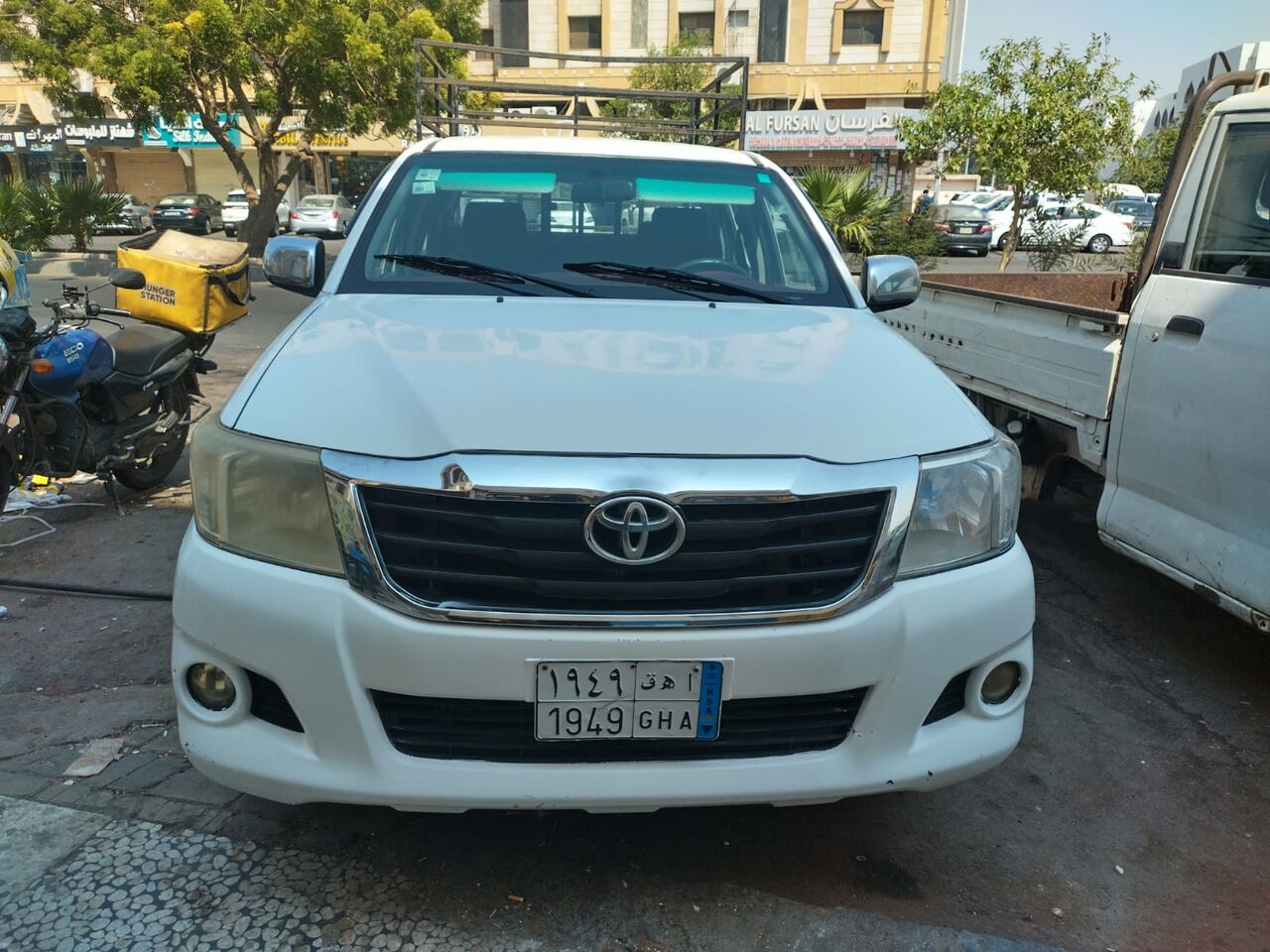 SAR 2000, Toyota Hilux, 2014, Manual, in Jeddah