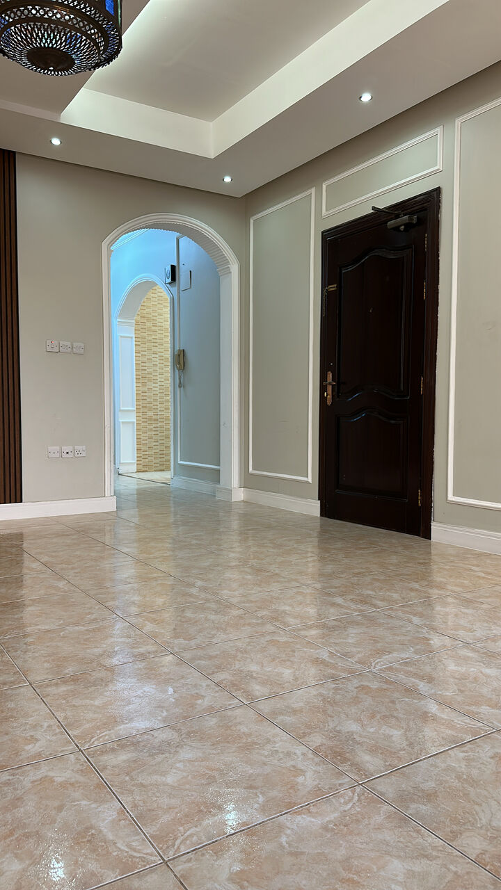 SAR 2000/month, 3 BR, Flat For Smal in Jeddah