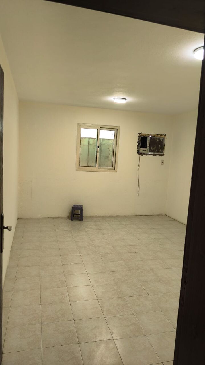 SAR 2200/month, 2 BR, 2bk Unfurnished in Dammam