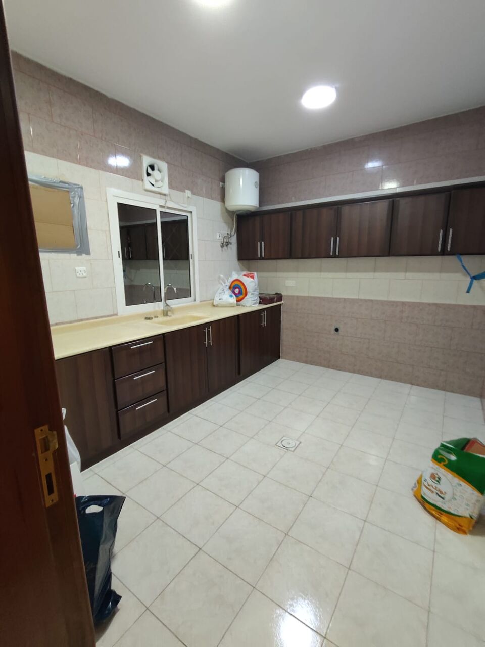 SAR 24/month, 2 BR, 2 Bhk 24000 3 Month Payment