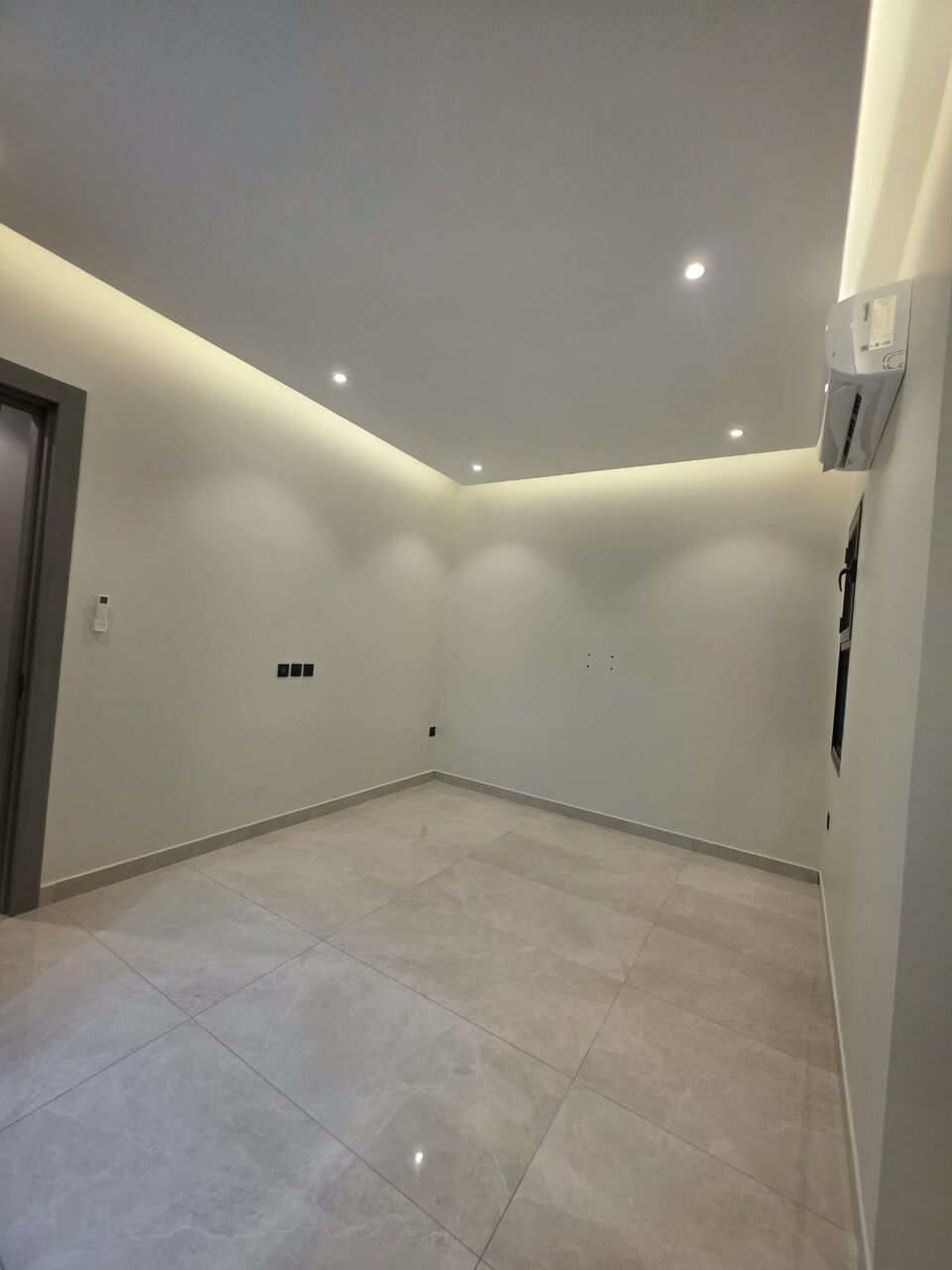 SAR 26600/year, 2 BR, Consists Of:- 2 in Khobar