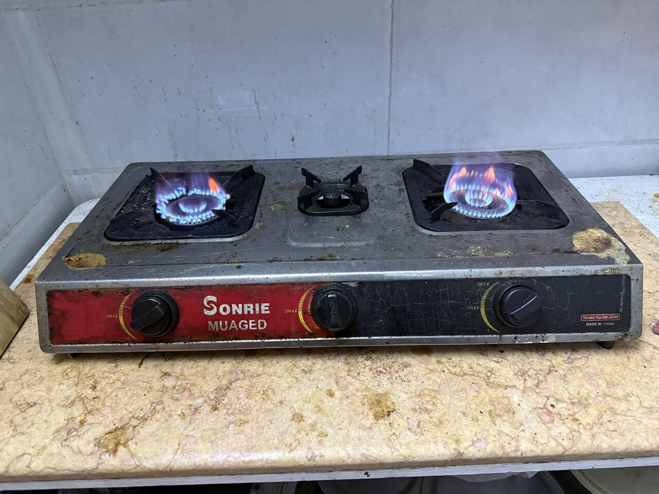 SAR 30, Gas Stove With Pipe