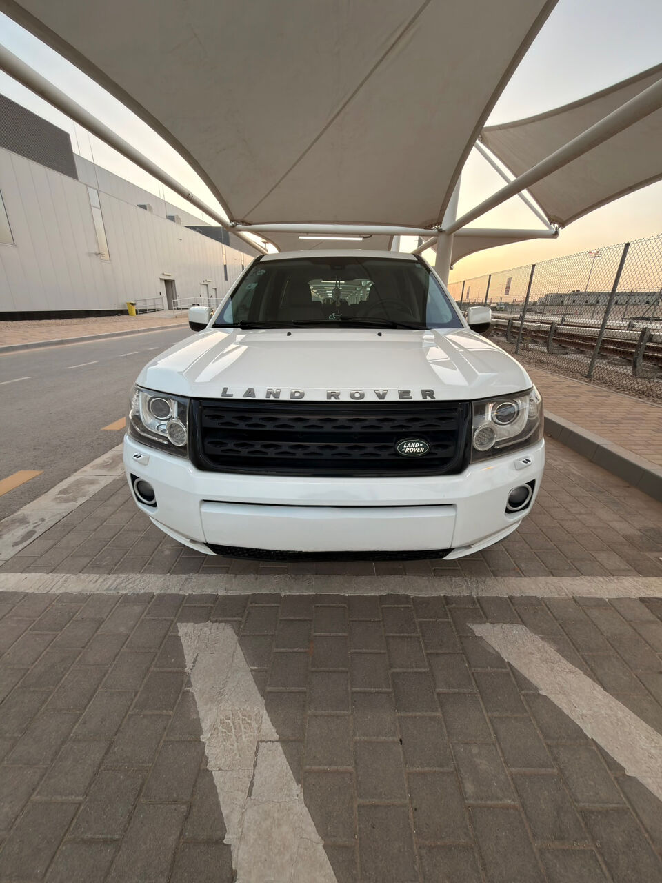 SAR 30000, Land Rover LR2, 2015, in Riyadh