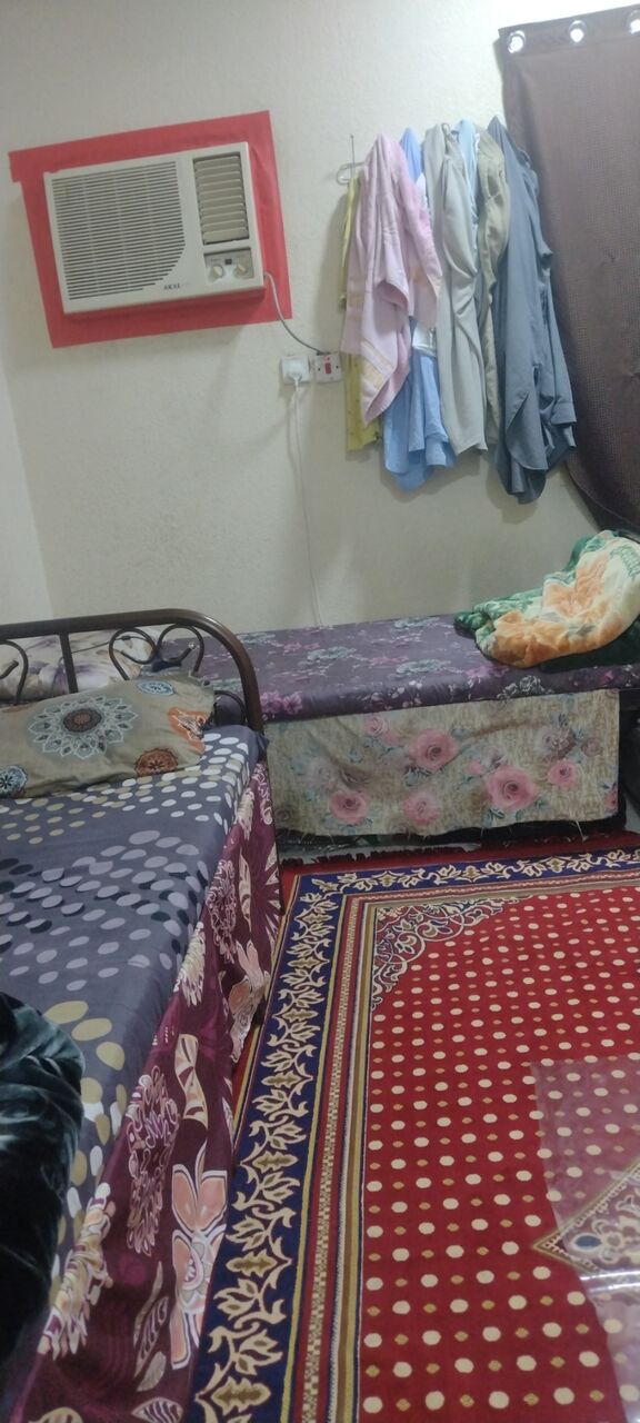 SAR 300/month, BED SPACE BACHELOR ONLY in Dammam