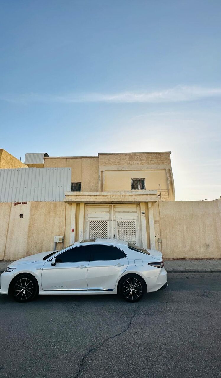 SAR 30/year, 2 BR, 250 Sq. Meter, in Riyadh