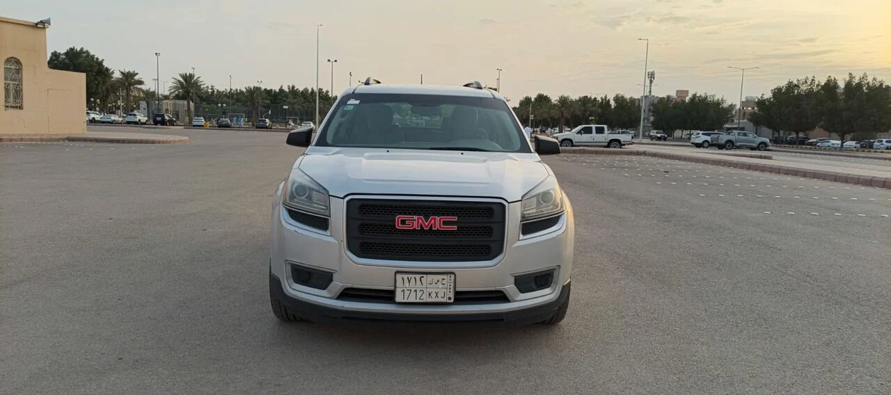 SAR 32000, Gmc Acadia, 2014, Automatic, in Riyadh