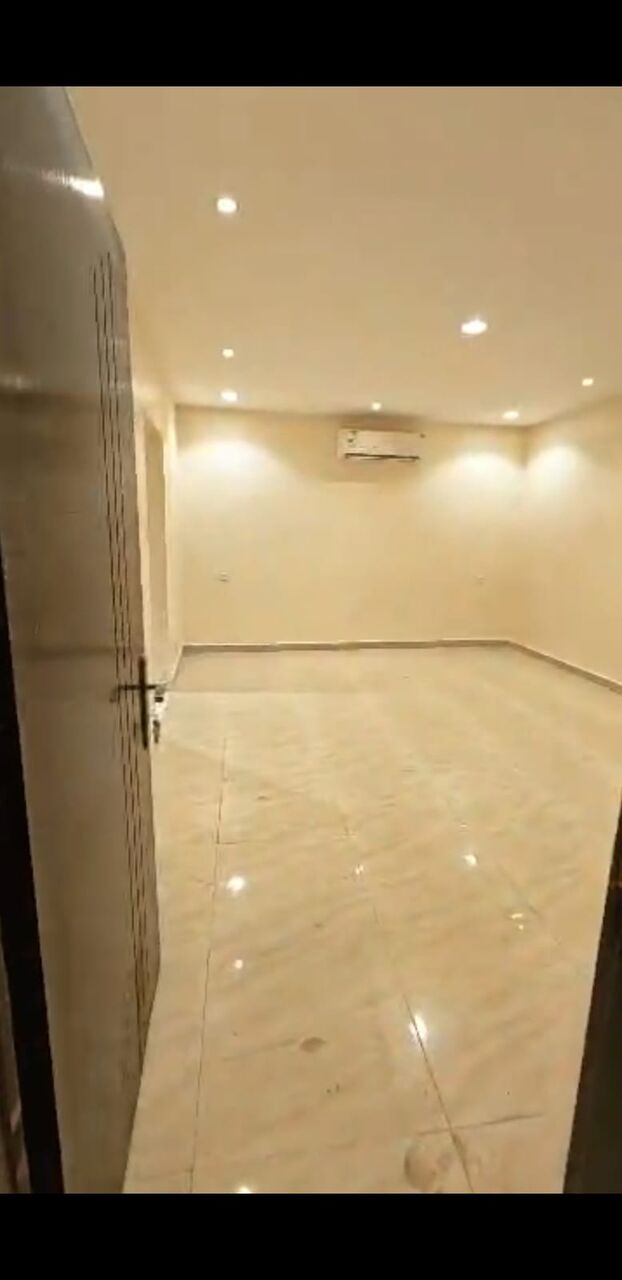 SAR 33000/year, 1 BR, One Bedroom Apartment, Kitchen And Bathroom- Al Malaz Apartments, Flats, Houses and Villas