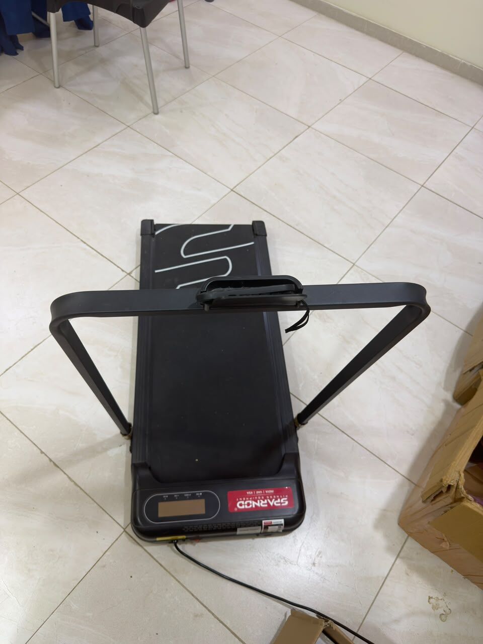 SAR 350, Treadmill With Handrail, Very in Medina