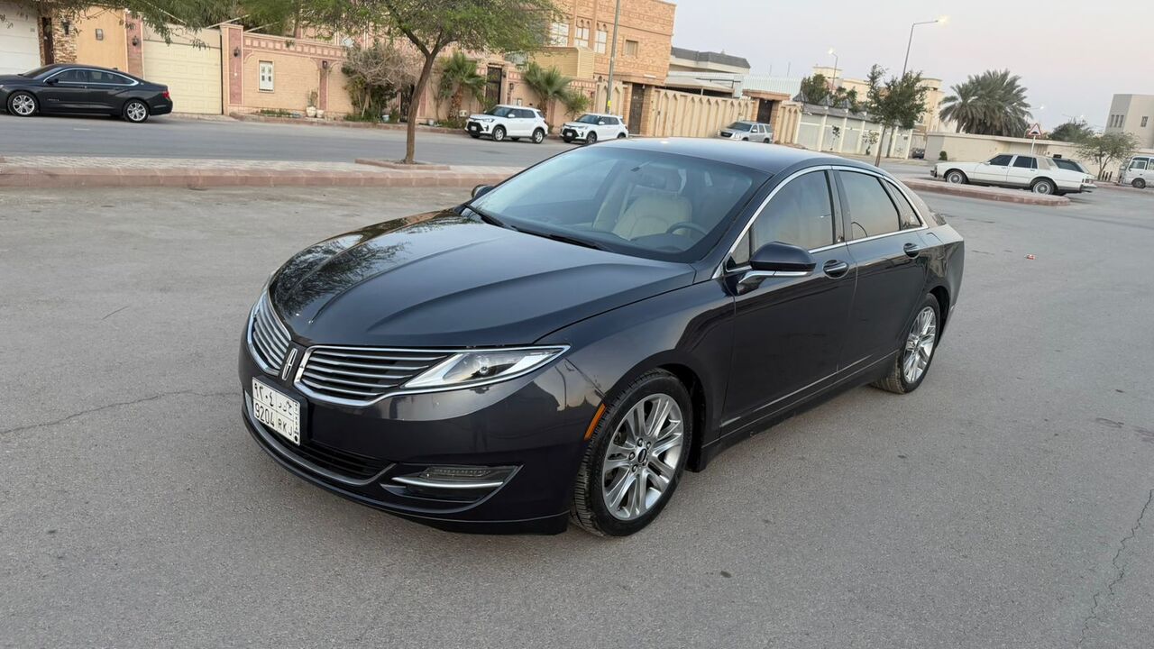 SAR 38000, Lincoln MKZ, 2014, Automatic, in Riyadh