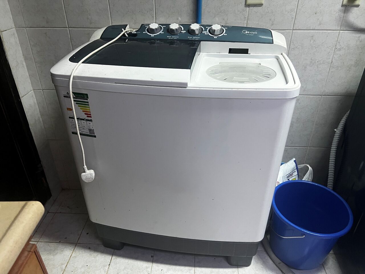 SAR 400, MIDEA WASHING MACHINE 10KG