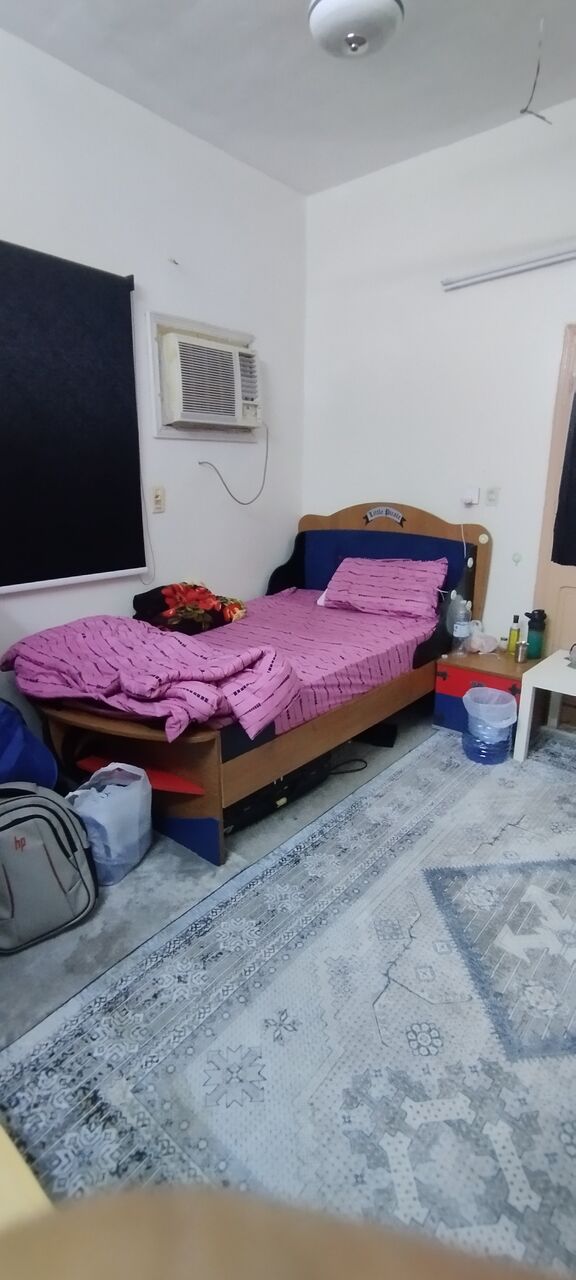 SAR 400/month, I Have Bed Space, Furnished Room