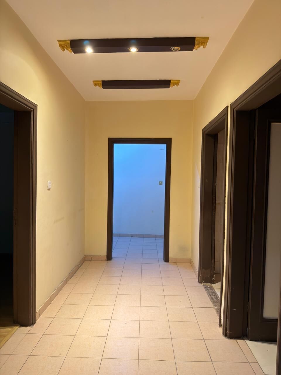 SAR 45000/year, 2 BR, 300 Sq. Meter, SR in Riyadh