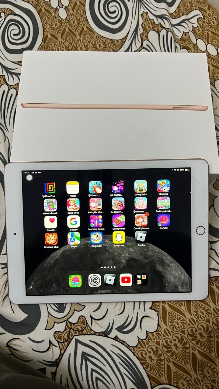 SAR 500, Apple IPad 6 Gen 9.7 Inch 32gb in Riyadh