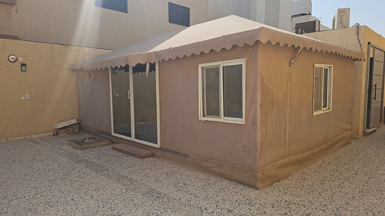 SAR 55000, Tent