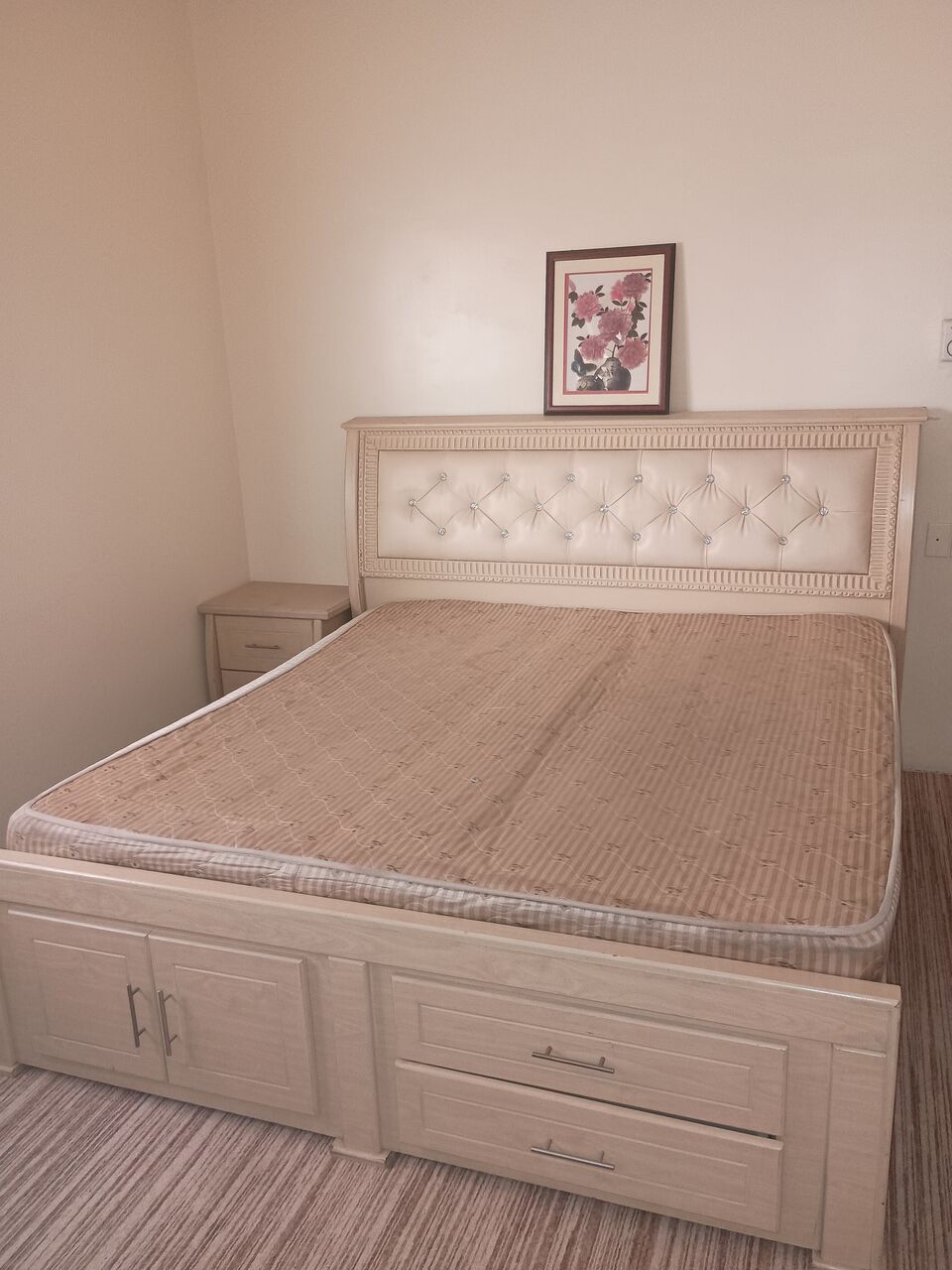 SAR 600, Bedroom Furniture