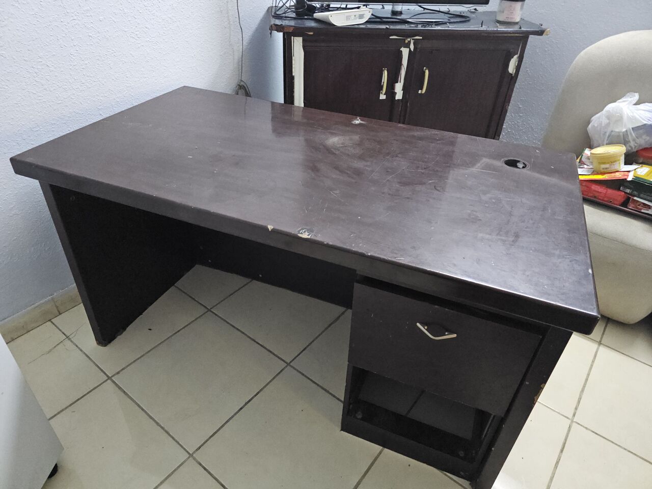 SAR 70, Office Table